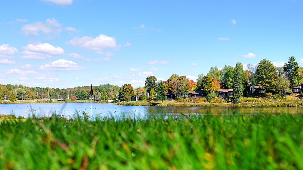 Pinestone Resort, Conference Centre, Spa & Golf Course Халибертон Экстерьер фото
